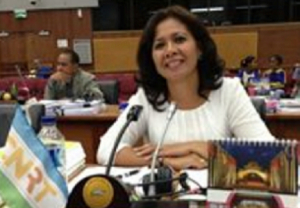 Deputada carmelita Moniz iha plenaria Parlamentu Nasional
