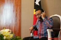 Timor Leste nia Prezidente Republika, DR. Francisco Guterres Lu Olo, liu husi telefone kongratula vitoria ne'ebe Prezidente Republika Indonezia, Joko Widodo, Kinta Feira (30/05)