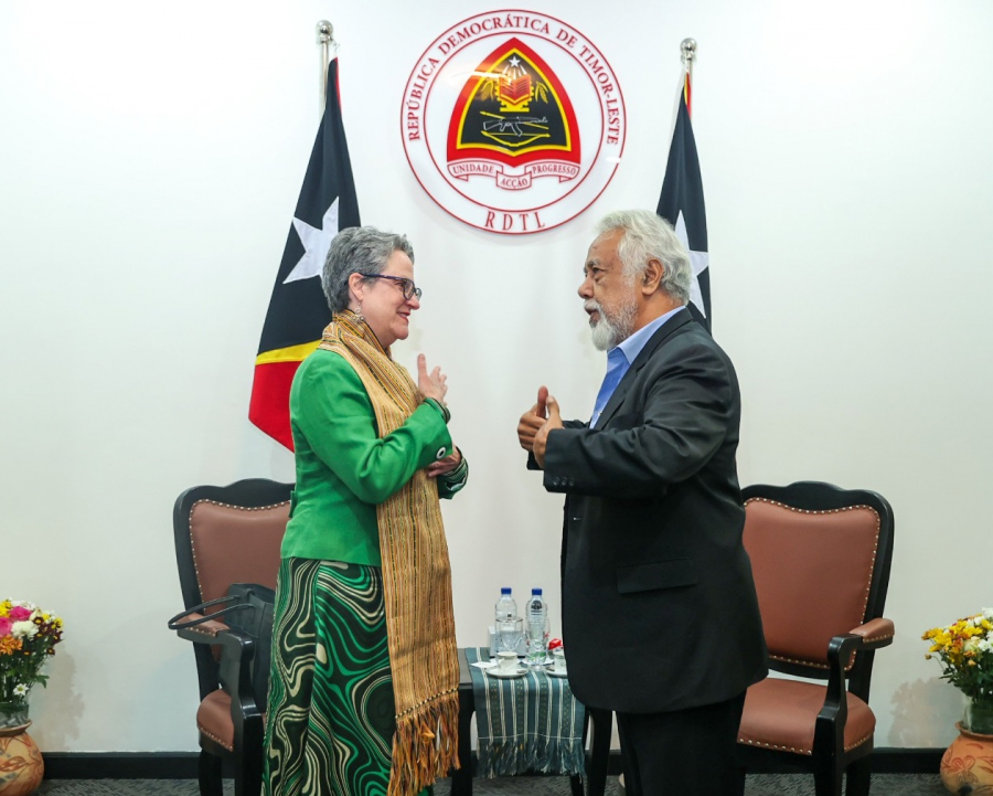 Primeiru-Ministru (PM), Kay Rala Xanana Gusmão dada lia hela ho Enkarregada Negosiasaun Embaxada Austrália mai Timor-Leste, Caitilin W. 