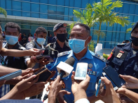 Komandante Jerál Polísia Nasional Timor-Leste (PNTL), Faustino da Costa Ko'alia ba Jornalista sira iha Ministeiru Finansas Ai Tarak Laran Dili (4/7)