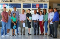 Sekretariu Estadu SEFOPE hamutuk ekipa despede Timor oan sira se'ebe arangka Australia iha aeroportu Dili (16/08)