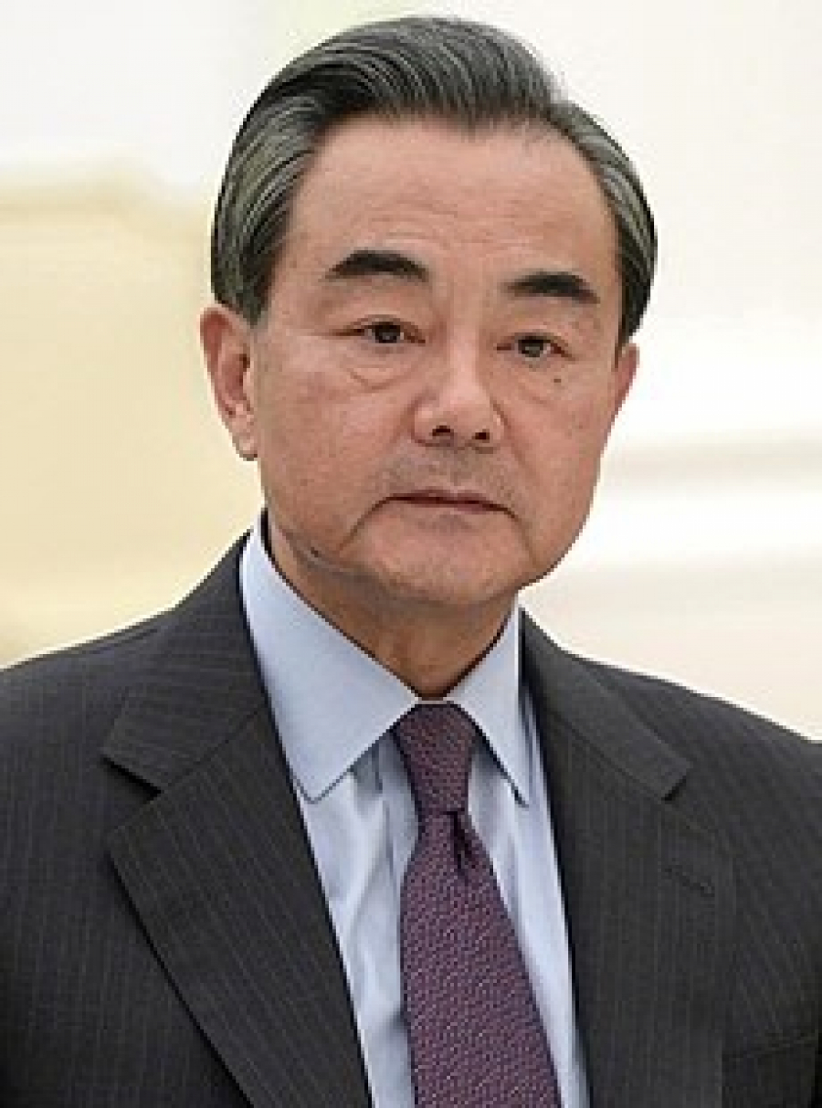 Ministru Negósiu Estranjeiru no Koopersaun Repúblika Popular Xina, Wang Yi.