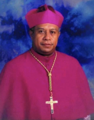 Bispo Dioseze Baukau Dom Basilio do Nascimento.