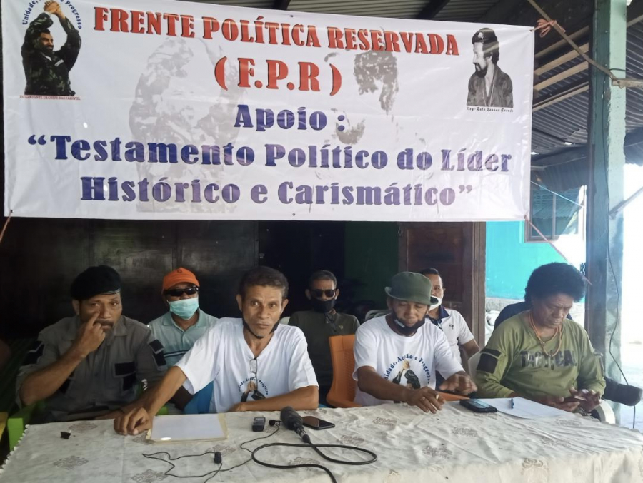 Movimentu Frente Polítiku Rezervada (FRP) hala&#039;o hela komunikadu imprensa iha Bidau Lesidere, sábadu (23/10). 