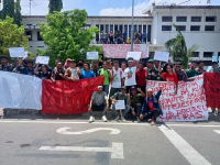 PM Taur Haruka PNTL Muda Manifestante ba Jardin 5 Maiu
