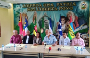 Xanana Gusmao with the new coalition leaders