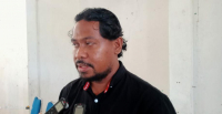 Kordenadór siensia iha UNESCO Timor-Leste, Luis Nivio, ko'alia hela ba mídia iha salaun edukasaun Baukau, kuarta (25/05).