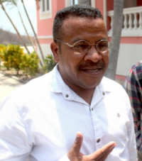 Konselleiru Másimu Partidu Kmanek Haburas Unidade Nasional Timor Oan (KHUNTO), José dos Santos 'Naimori Bucar'.