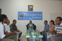 MAPKomS iha vizita ba jornal Business Timor nia kna'ar fatin iha kolmera Dili