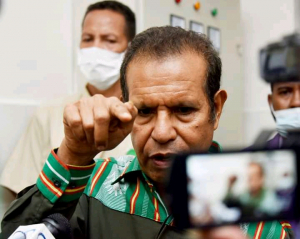 Primeiru Ministru (PM), Taur Matan Ruak ko&#039;alia ba media sira hafoin halo vizita ba hospital lahane, segunda (11/01).