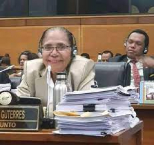Xefe Bankada Kmanek Haburas Unidade Timor Oan, Olinda Guterres.