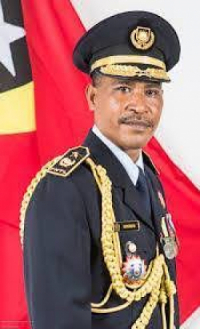 Komandante Jerál Polísia Nasionál Timor Lorosa'e (PNTL), Komisáriu Faustino da Costa.