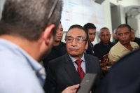Prezidente da republika ko'alia ba midia iha Ministeiru Financas, Aitarak laran, Dili (24/2)