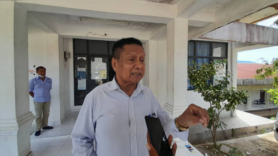 Prezidente Autoridade Munísipiu Baukau, Olivio Freitas ko&#039;alia hela ba mídia iha salaun apuramentu Baukau, tersa (07/06).