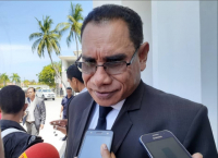 Ministru Justisa (MJ) Manuel Cárcres Ko'alia hela ho jornalista sira iha PG tempu balun ba kotuk