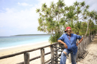 Dr. Jose Ramos Horta ne'ebe halo viajen haleu municipi promove area turizmu Timor Leste iha Tutuala