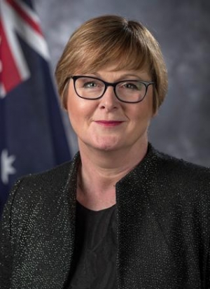 Ministra Defeza Austrália, Senadora Hon. Linda Reynolds CSC 