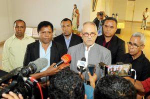 Prezidente Repúblika (PR) eleitu, José Ramos Horta akomapna husi Konferèsia Episkopàl Timorense no Komisaun Nasional ba Justisa e Páz (CNJP) iha Balide, kuarta (27/04).